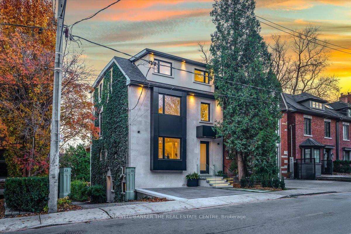 Property Photo: 37 Woodlawn Avenue W ON M4V 1G6