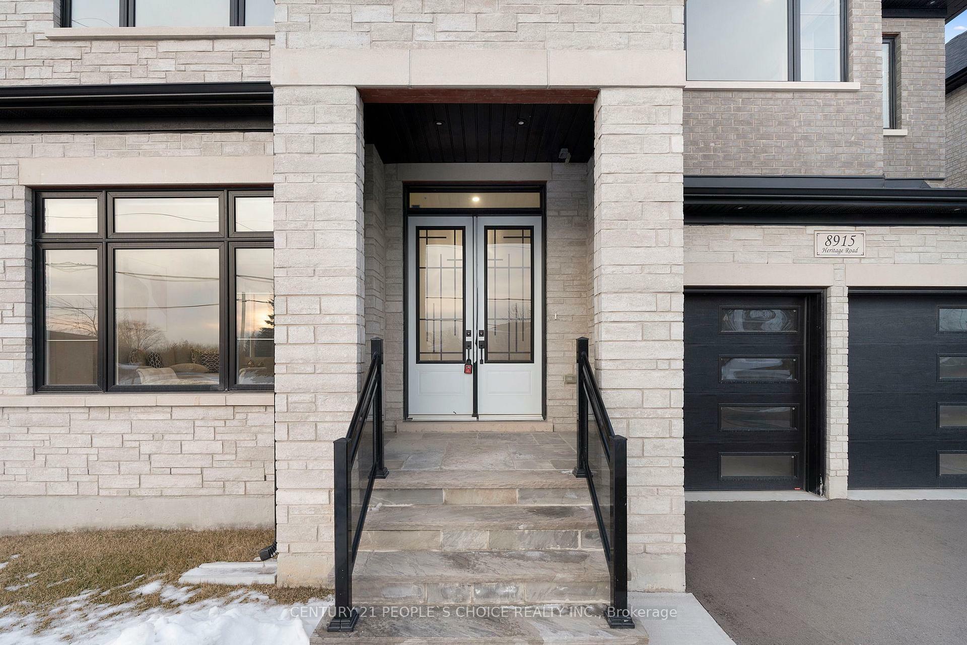 Property Photo: 8915 Heritage Road ON L6Y 0E4