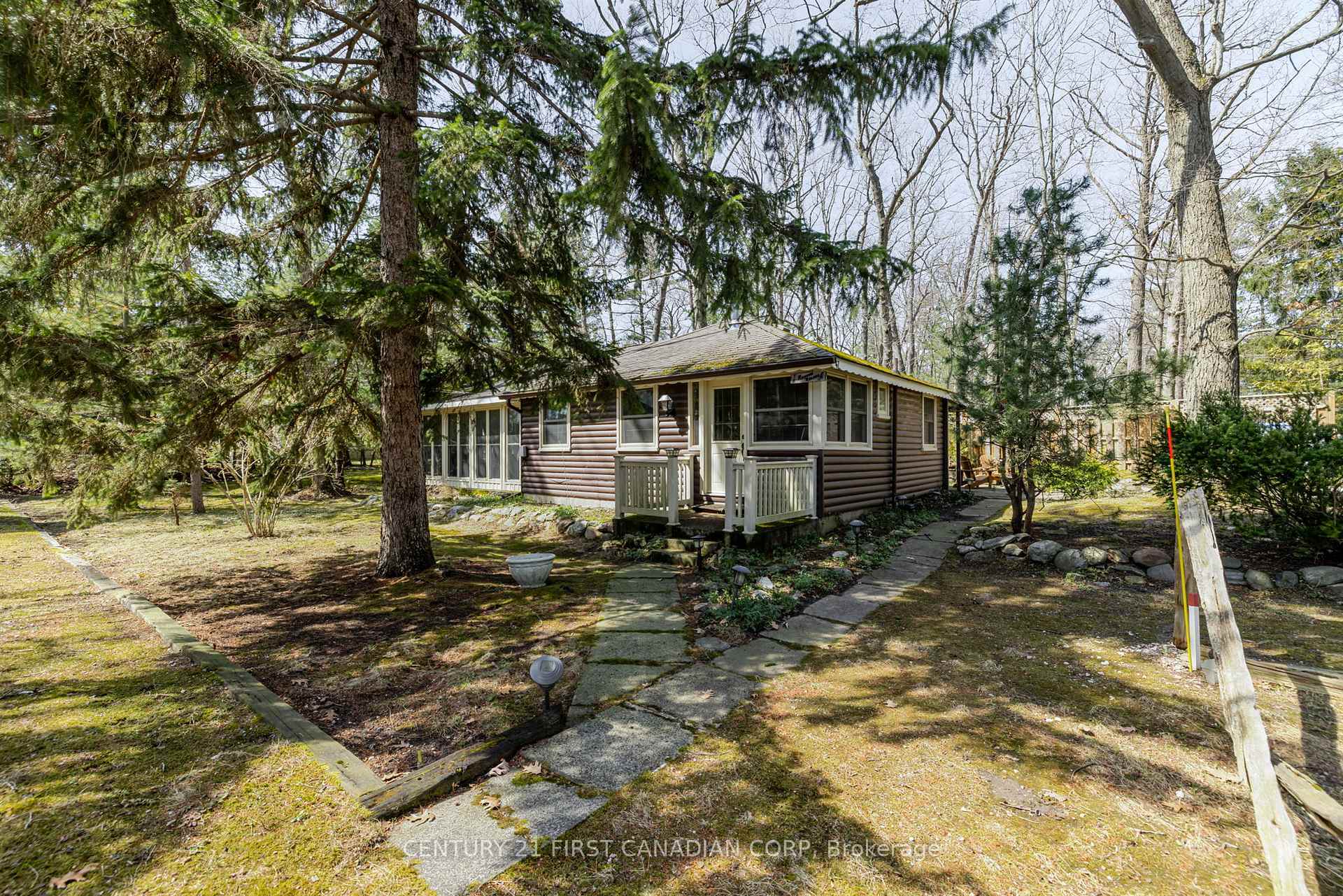 Property Photo: 47 Heaman Crescent ON N0M 1T0