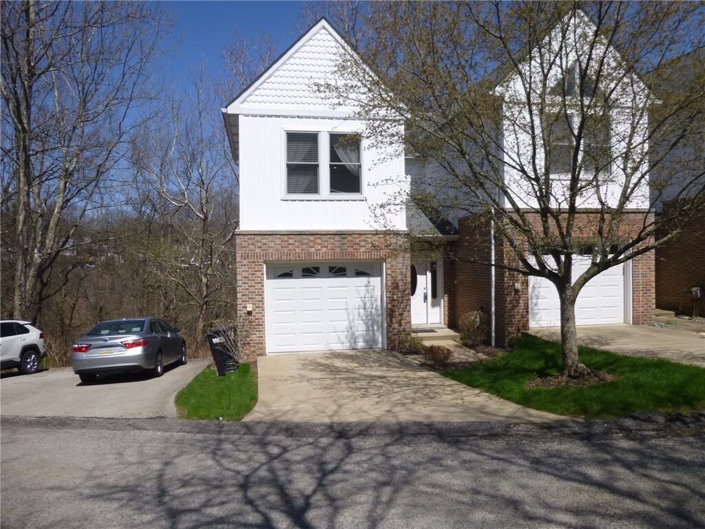 Property Photo:  149 Aberdeen Dr  PA 15237 