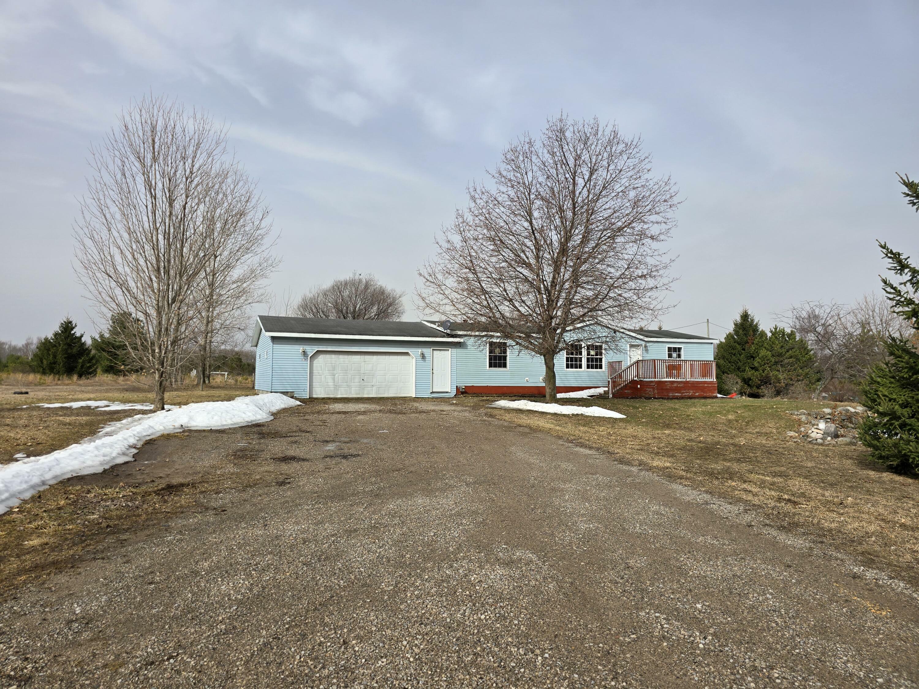 Property Photo: 6120 Walker Road MI 49705
