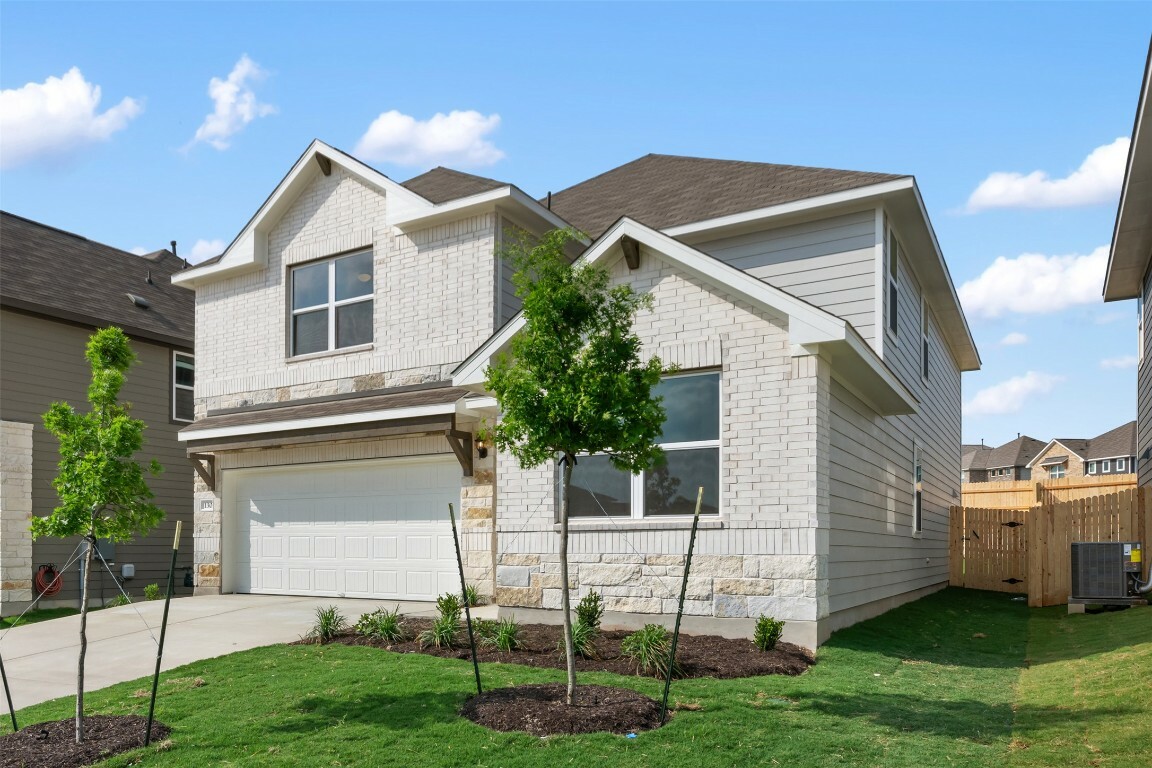 Property Photo: 130 Brislecone Pass TX 78634