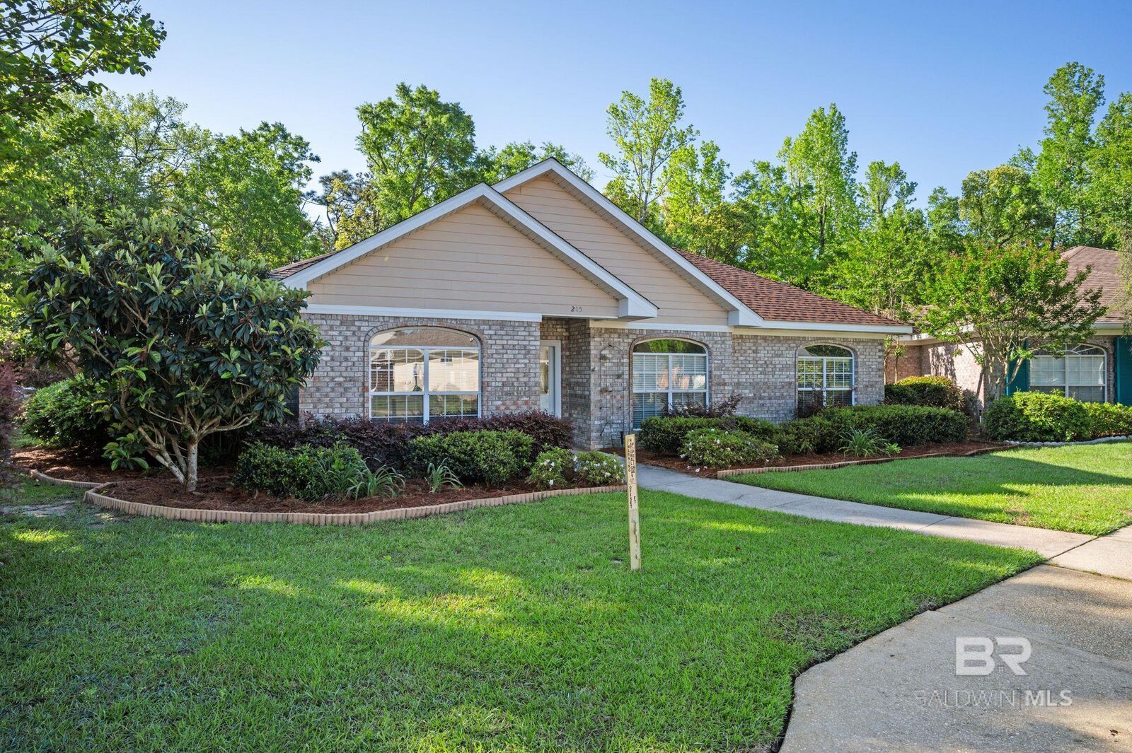 Property Photo:  215 Savannah Circle  AL 36535 