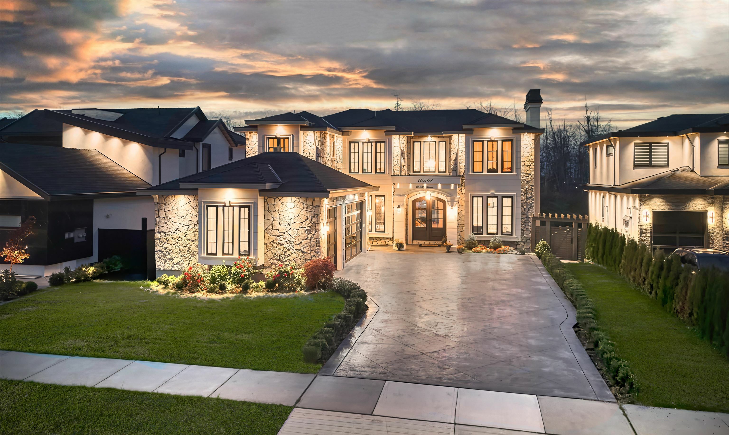 Property Photo: 16561 29A Avenue BC V3Z 9X4