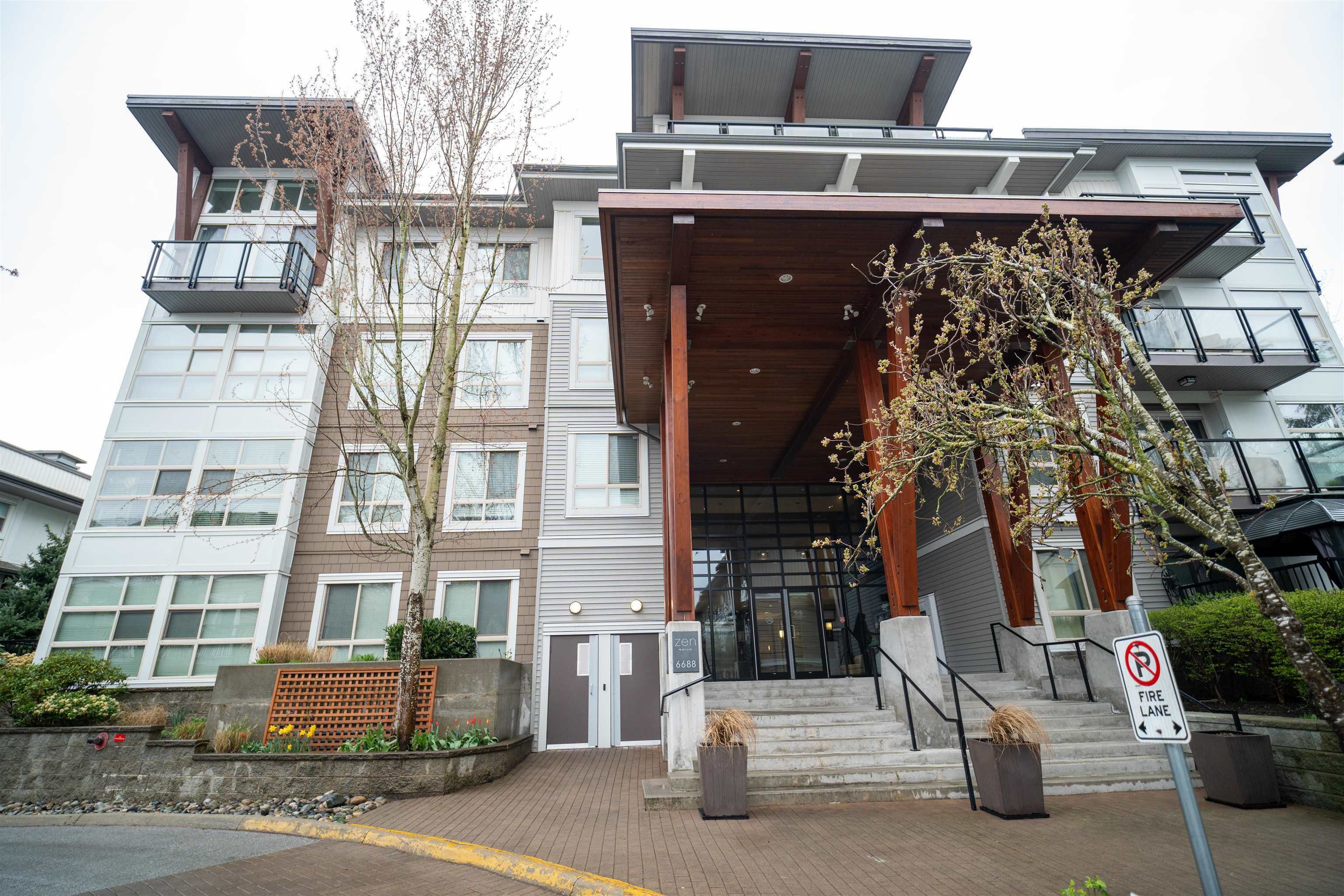 Property Photo: 6688 120 Street 216 BC V3W 1T8