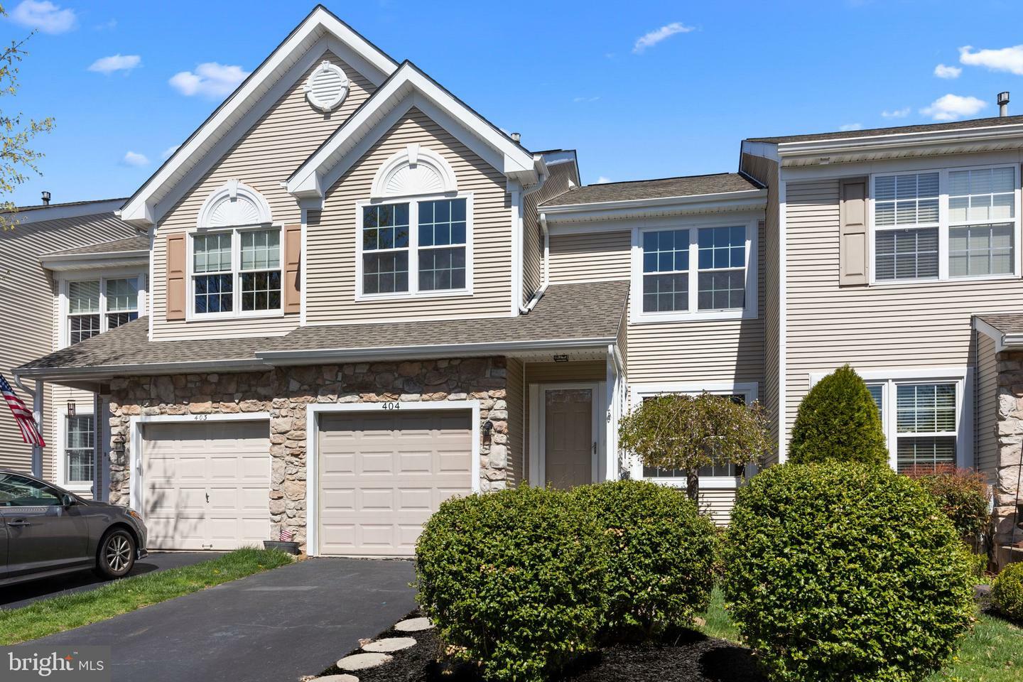 Property Photo: 404 Mahogany Walk PA 18940