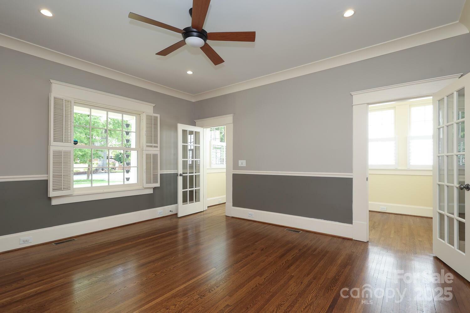 Property Photo: 2015 Dilworth Road E NC 28203