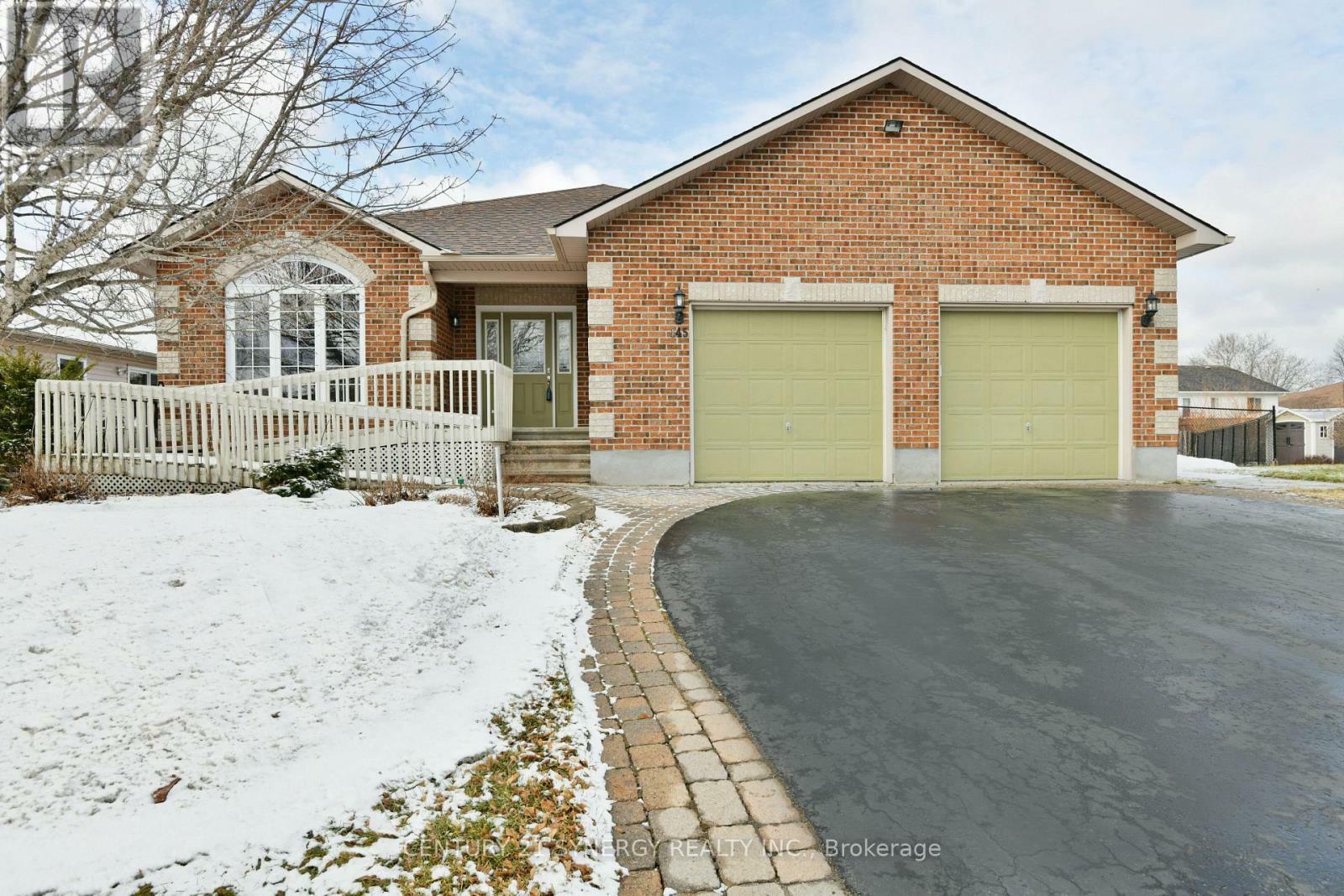 Property Photo: 145 Vaughan Street ON K0A 1A0