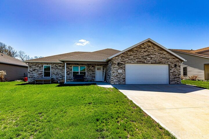 1313 Arrowhead Drive  Piqua OH 45356 photo