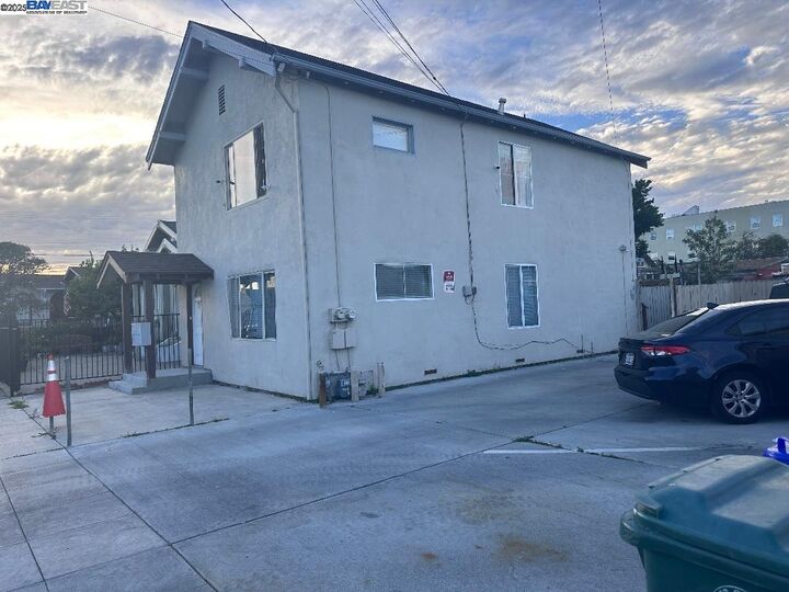 Property Photo:  1317 Chanslor Ave  CA 94801 