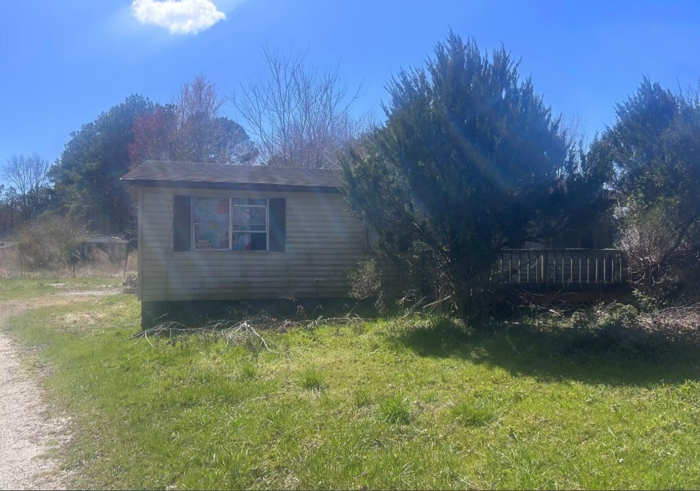 Property Photo: 27350 Saxis Rd VA 23427