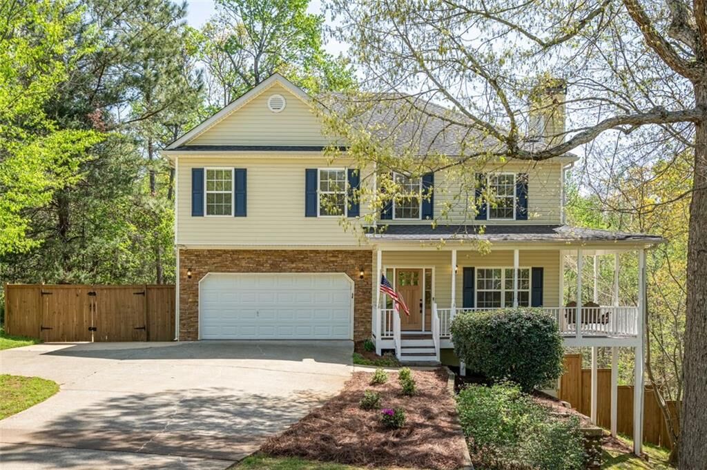 Property Photo: 121 Nelson Oaks Drive GA 30107