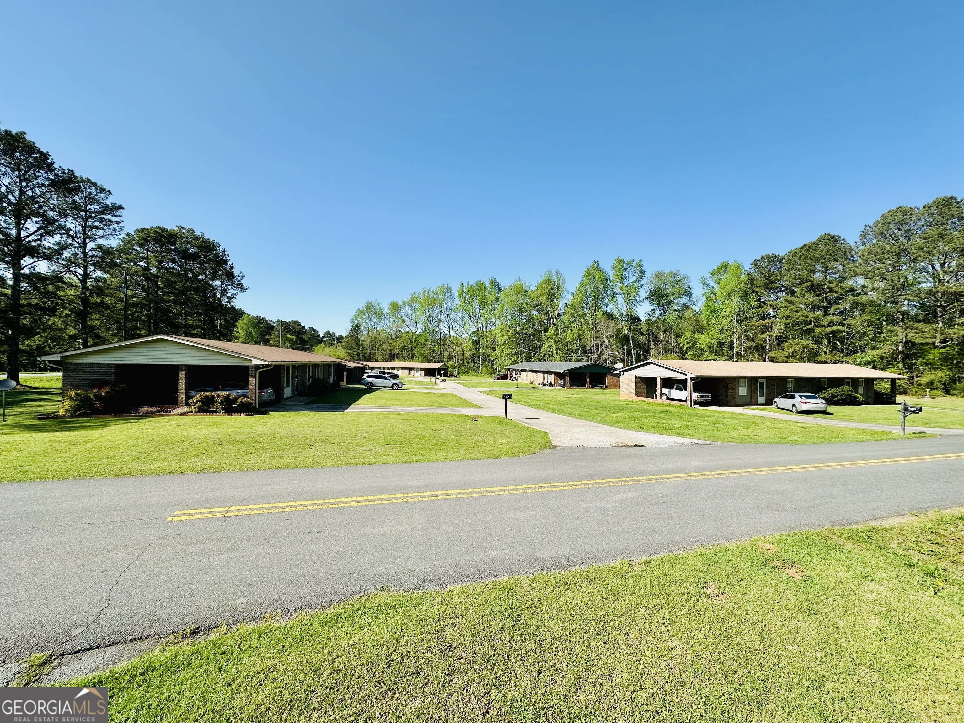 Property Photo: 290 Donahoo Road SE GA 30173