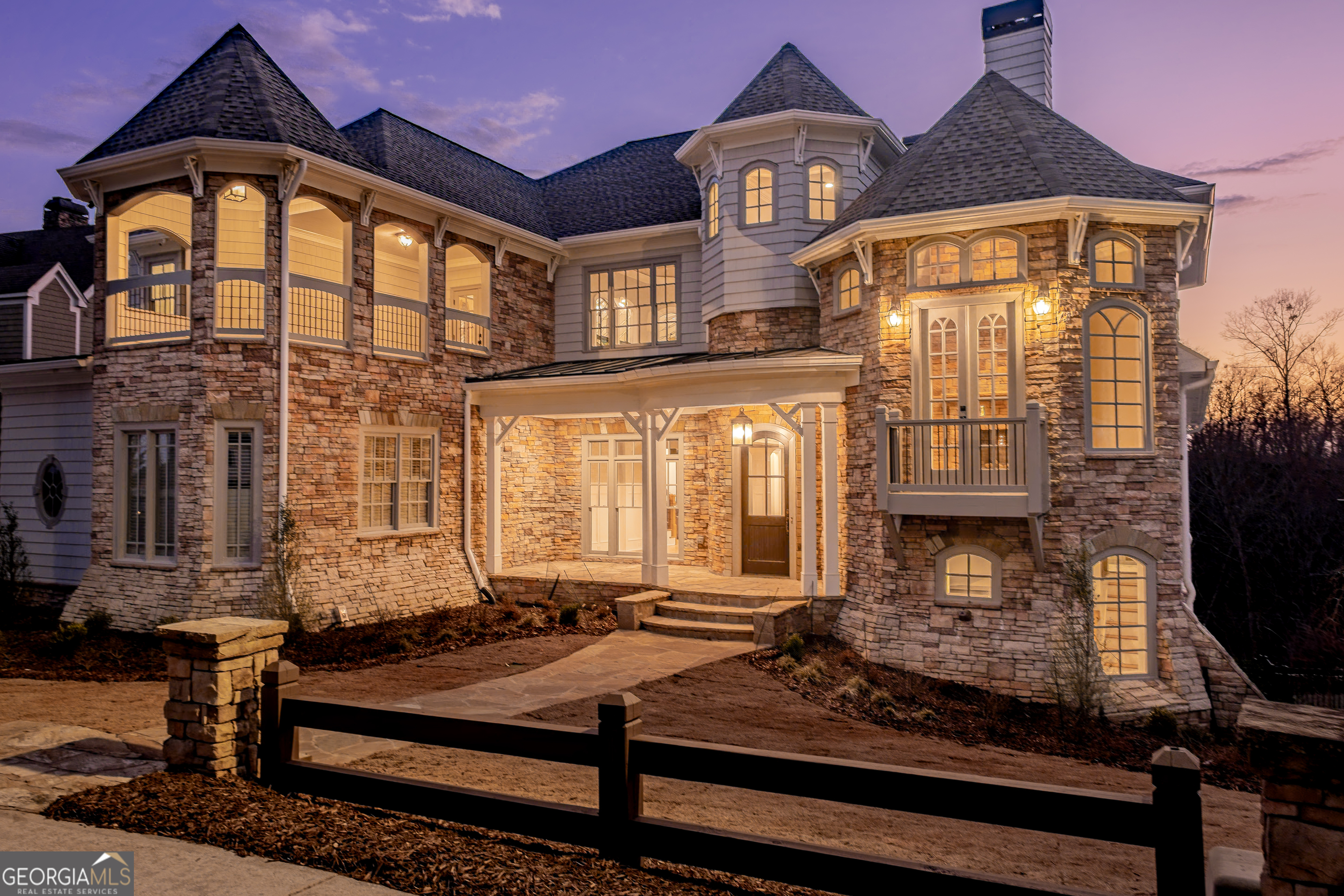 Property Photo: 6756 Hedge Row Lane GA 30506