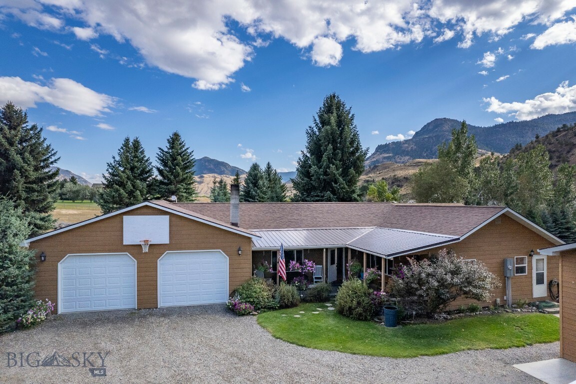 Property Photo: 1077 US Highway 89 S MT 59030