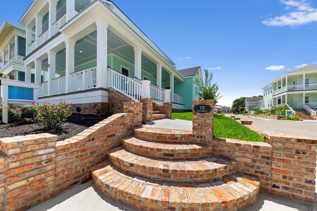 Property Photo: 13 Caravelle Court TX 77554