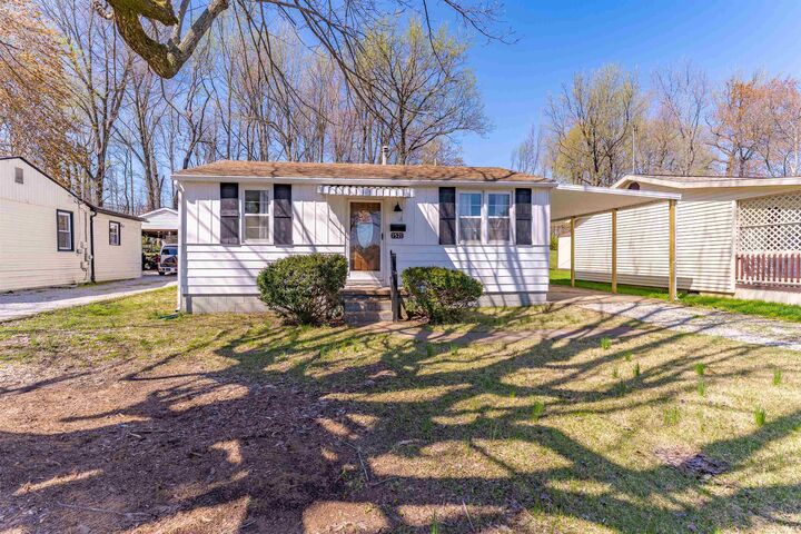 1521 Bowers Lane  Evansville IN 47710 photo