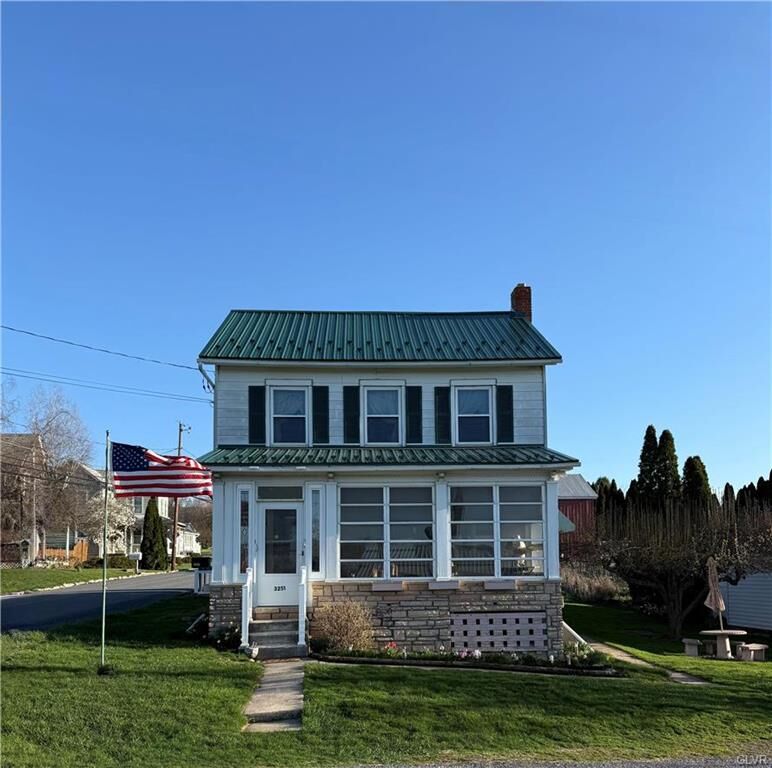 Property Photo: 3251 Grant Street PA 18080