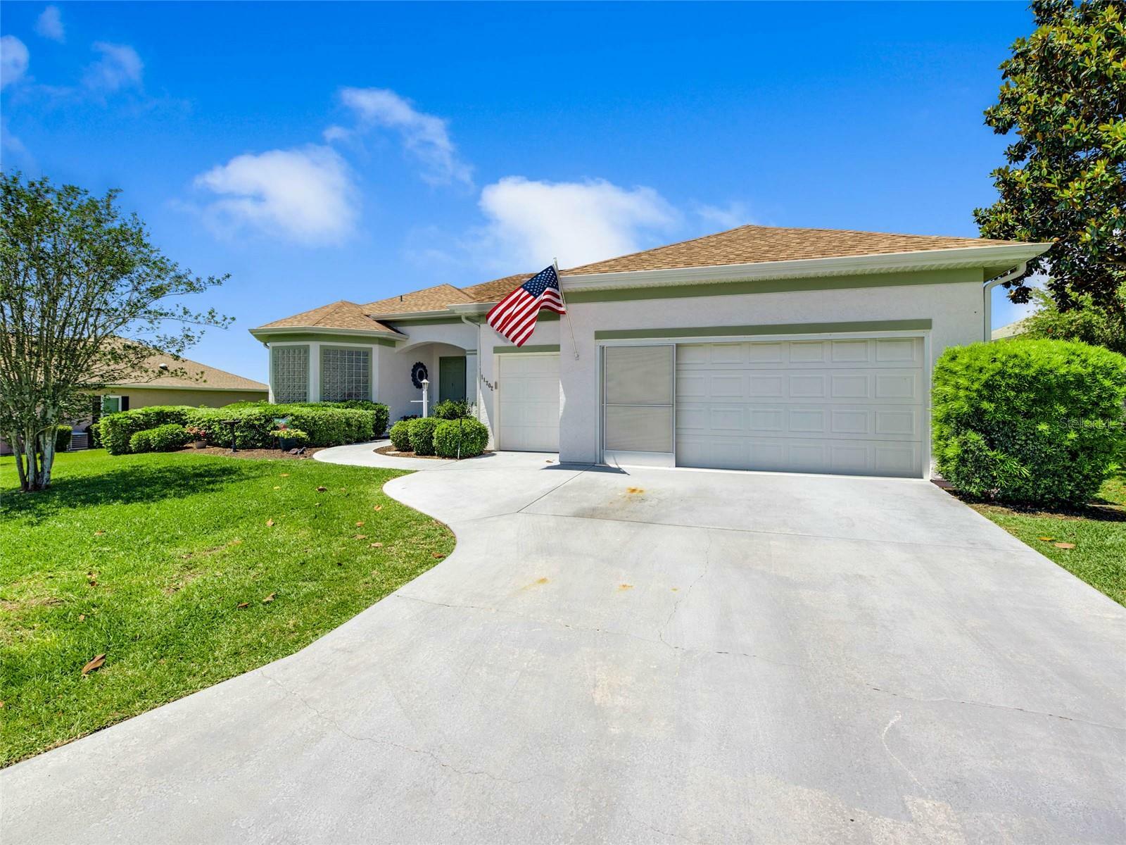Property Photo: 11702 SE 173rd Lane Road FL 34491