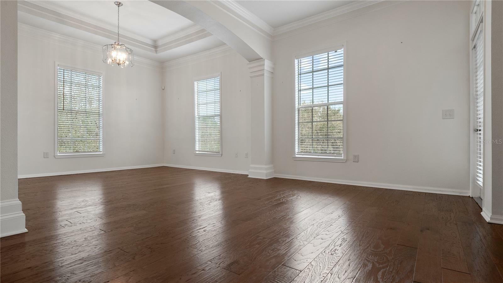 Property Photo: 221 Longview Avenue 303 FL 34747