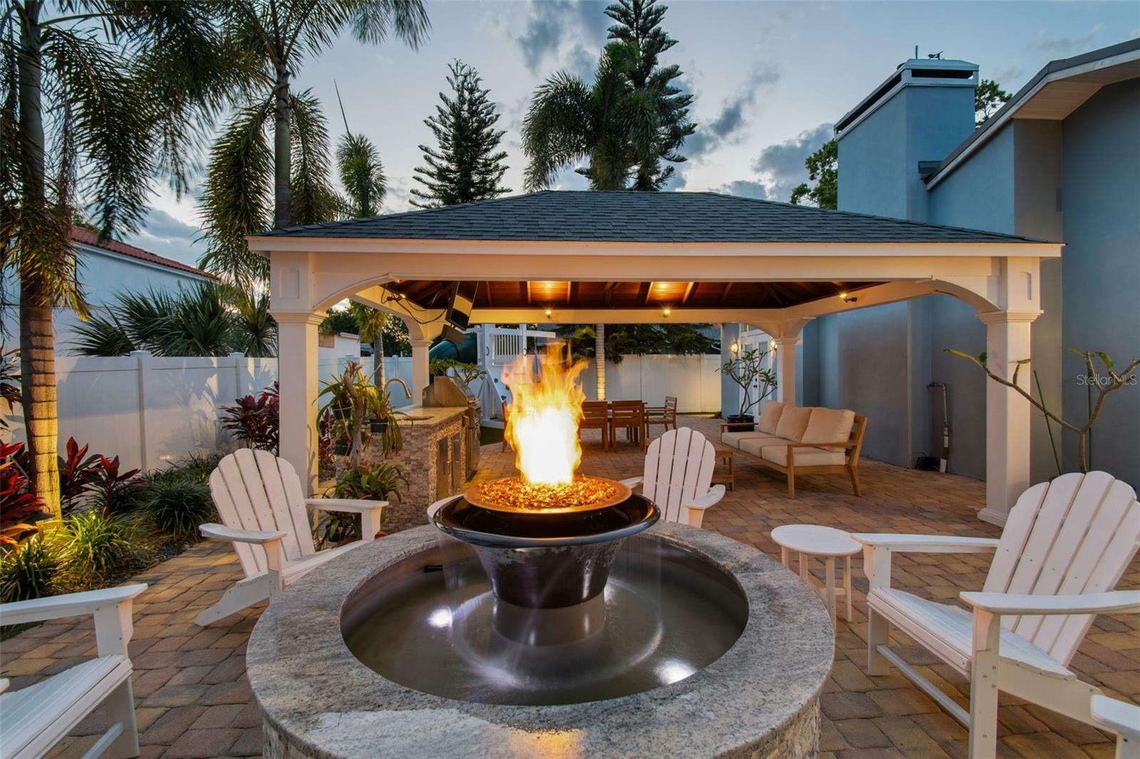 Property Photo: 3006 W Angeles Street FL 33629