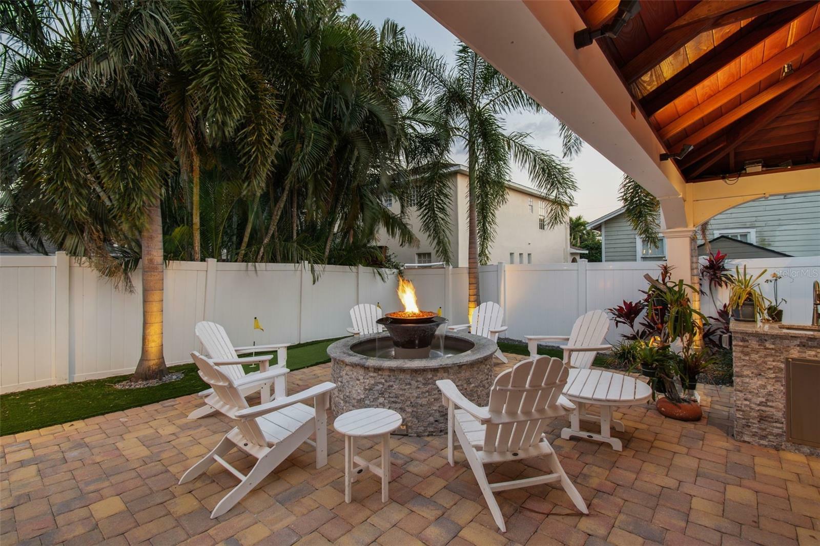 Property Photo: 3006 W Angeles Street FL 33629