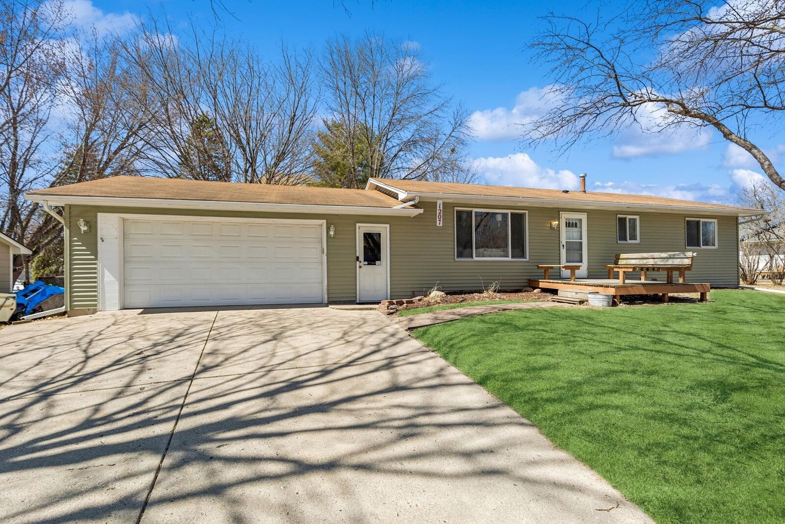 Property Photo:  1207 4th Avenue S  MN 55313 