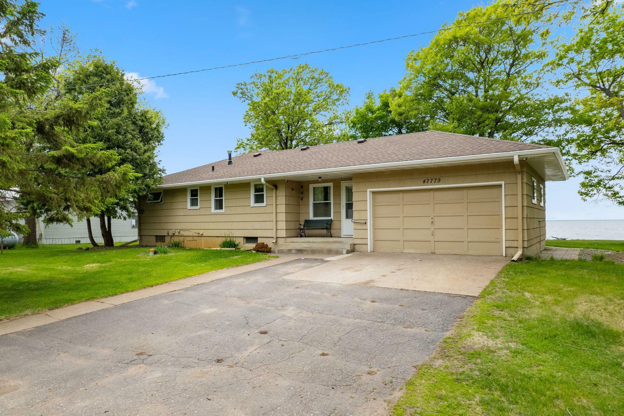 Property Photo: 47779 Whistle Road MN 56342