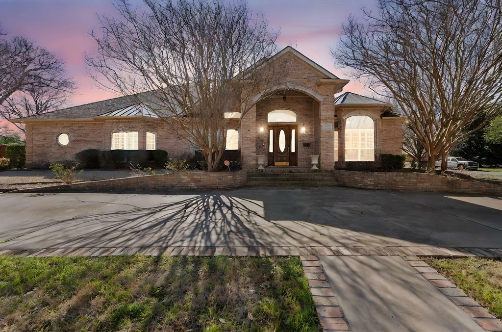 1917 Elmwood Avenue  Corsicana TX 75110 photo