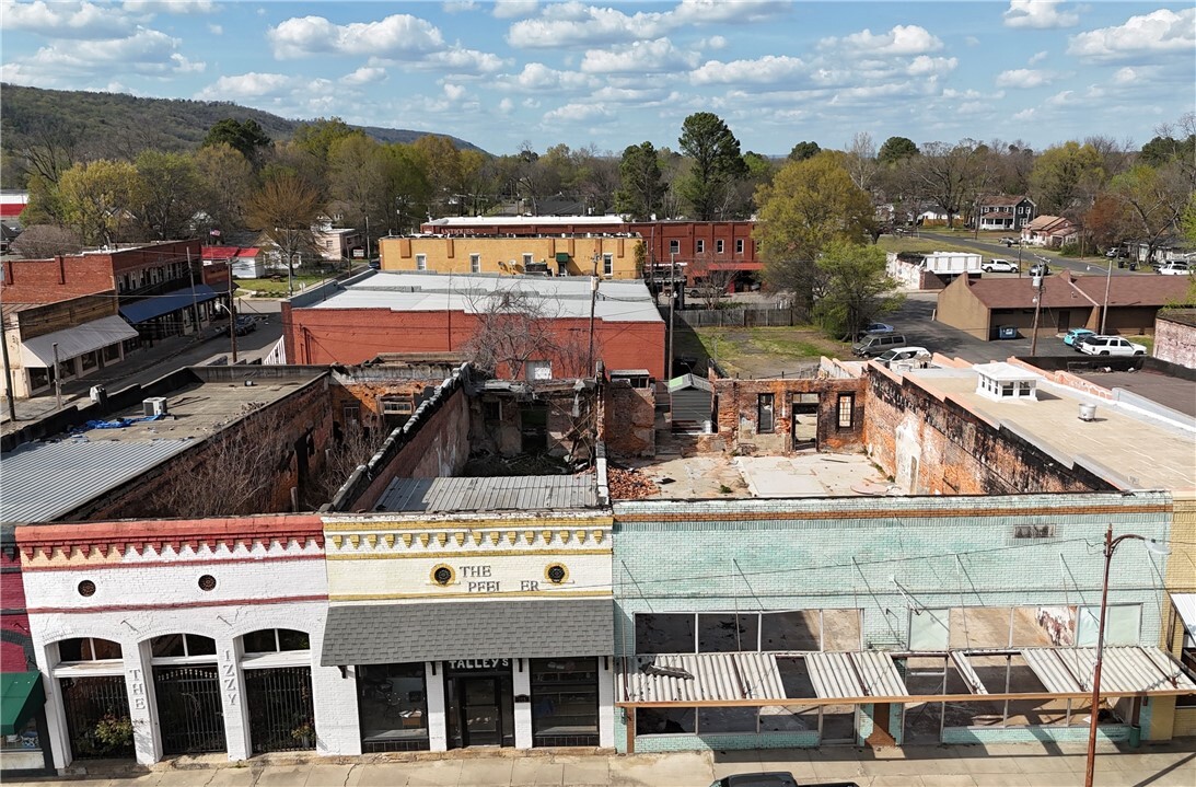 Property Photo:  209 E Main Street  AR 72823 