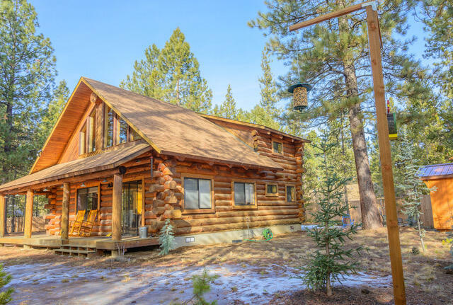 Property Photo: 17208 Blue Heron Drive OR 97707