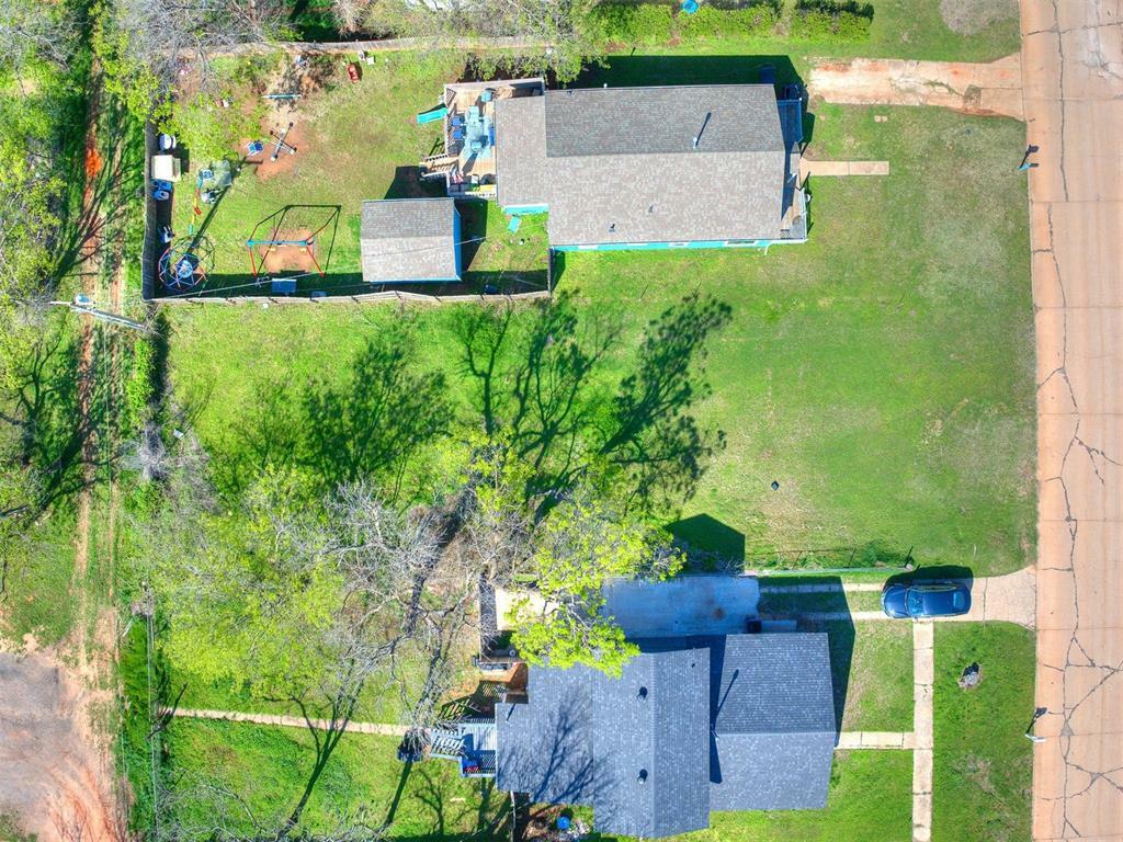 Property Photo: 711 E Perkins Avenue OK 73044
