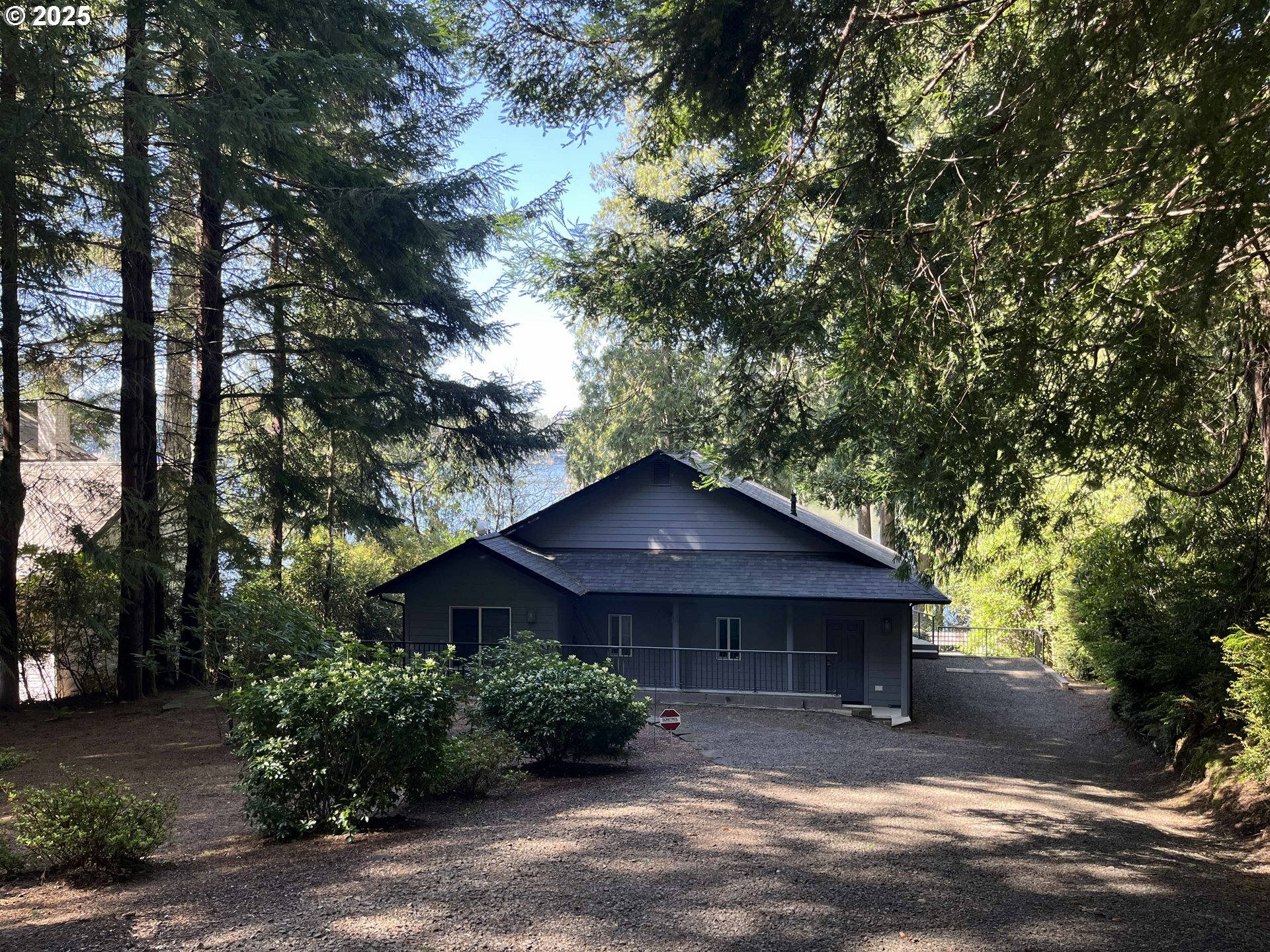 Property Photo: 88988 Dahlin Rd OR 97439