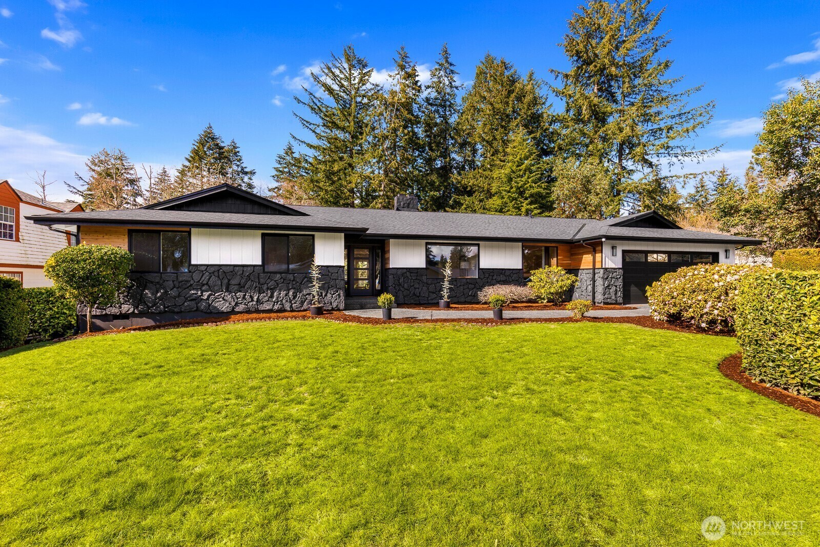 Property Photo: 1206 Chambers St WA 98388
