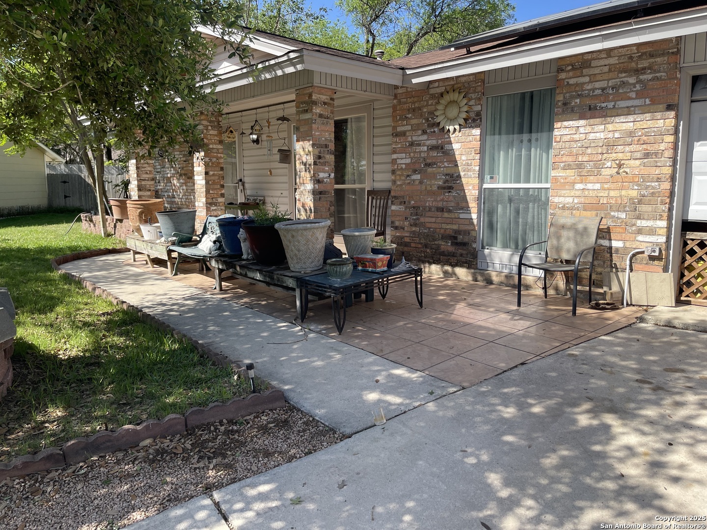 Property Photo: 7501 Jonquill TX 78233