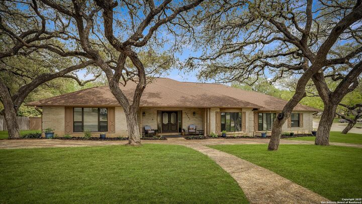 Property Photo:  13002 Hunters Breeze  TX 78230 