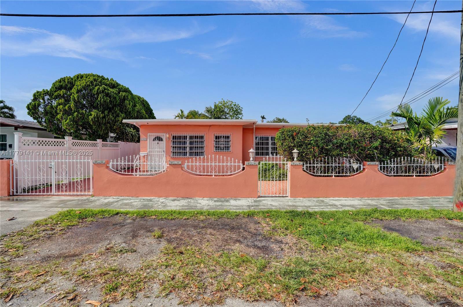 Property Photo: 2901 SW 21st Ter FL 33145