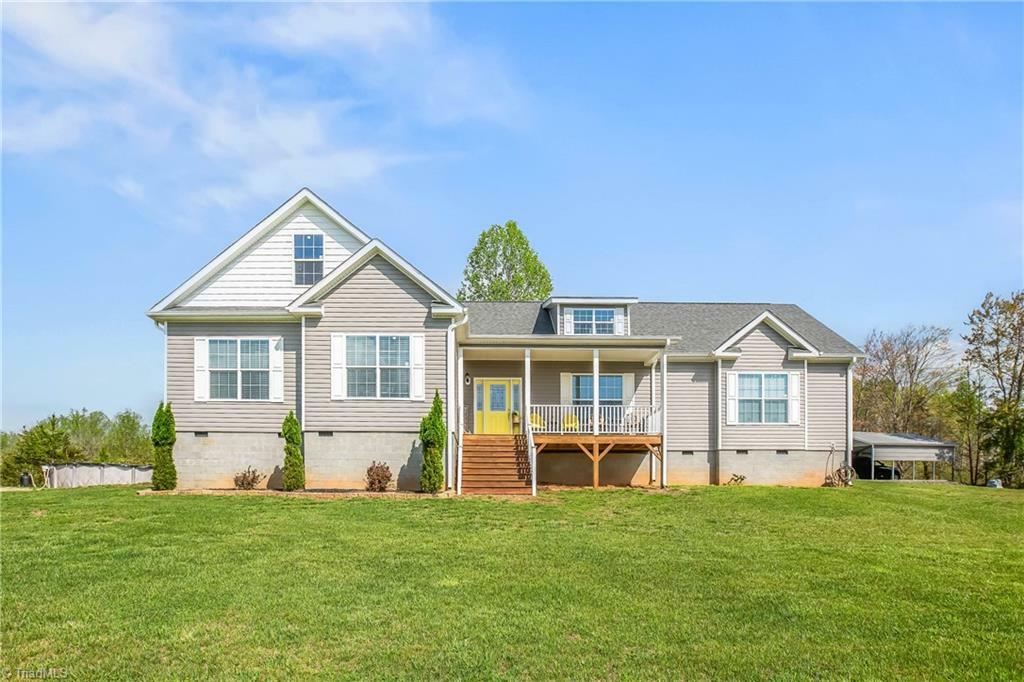Property Photo: 724 Tom Cook Road NC 27041