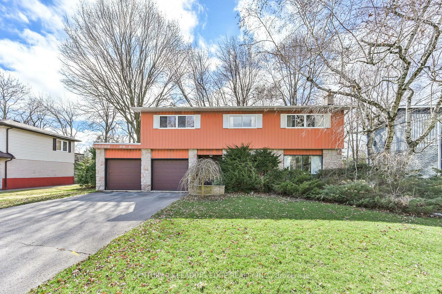 Property Photo: 14 Jeremy Drive ON L3R 2K6