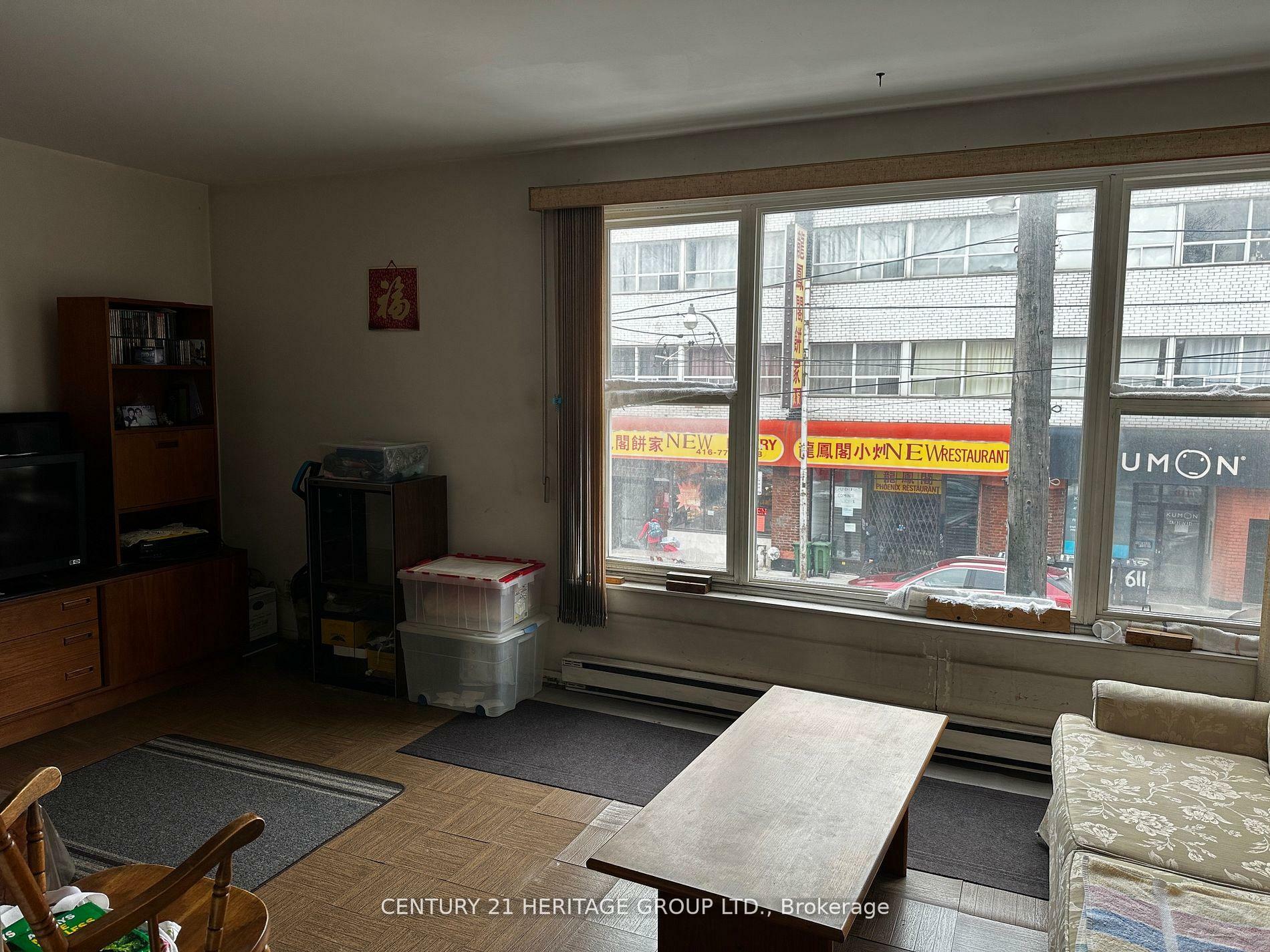 Photo de la propriété: 612 Gerrard Street E ON M4M 1Y3