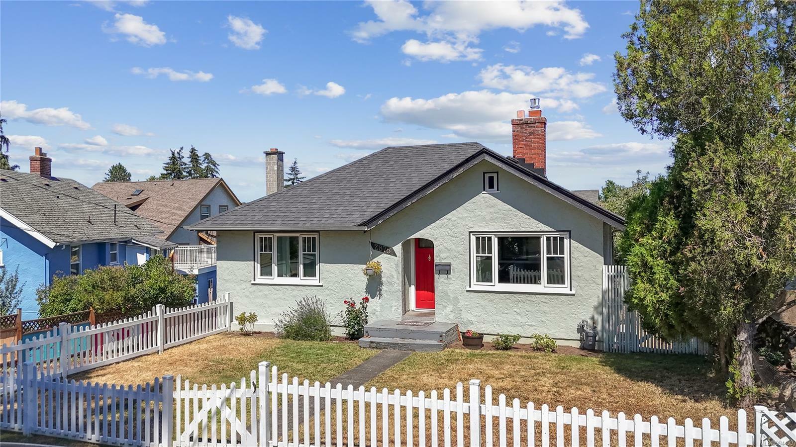Property Photo: 2875 Delatre St BC V8T 3E1
