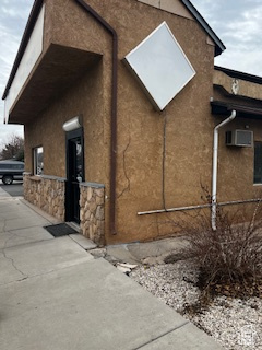 Property Photo: 56 E Center St 1 UT 84701