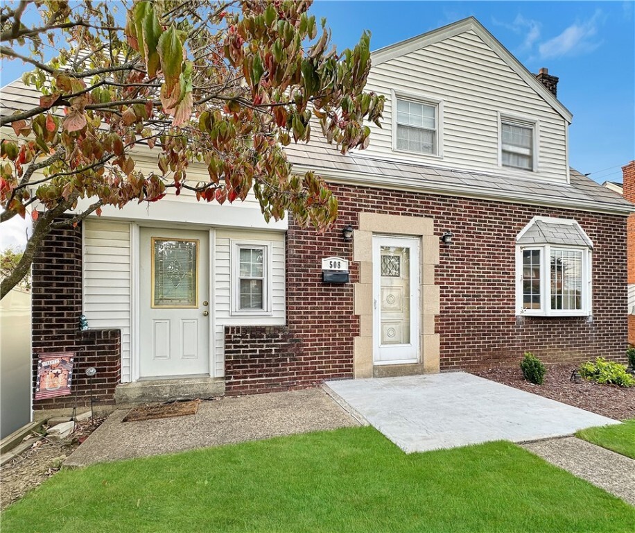 Property Photo: 508 Commonwealth Ave PA 15122