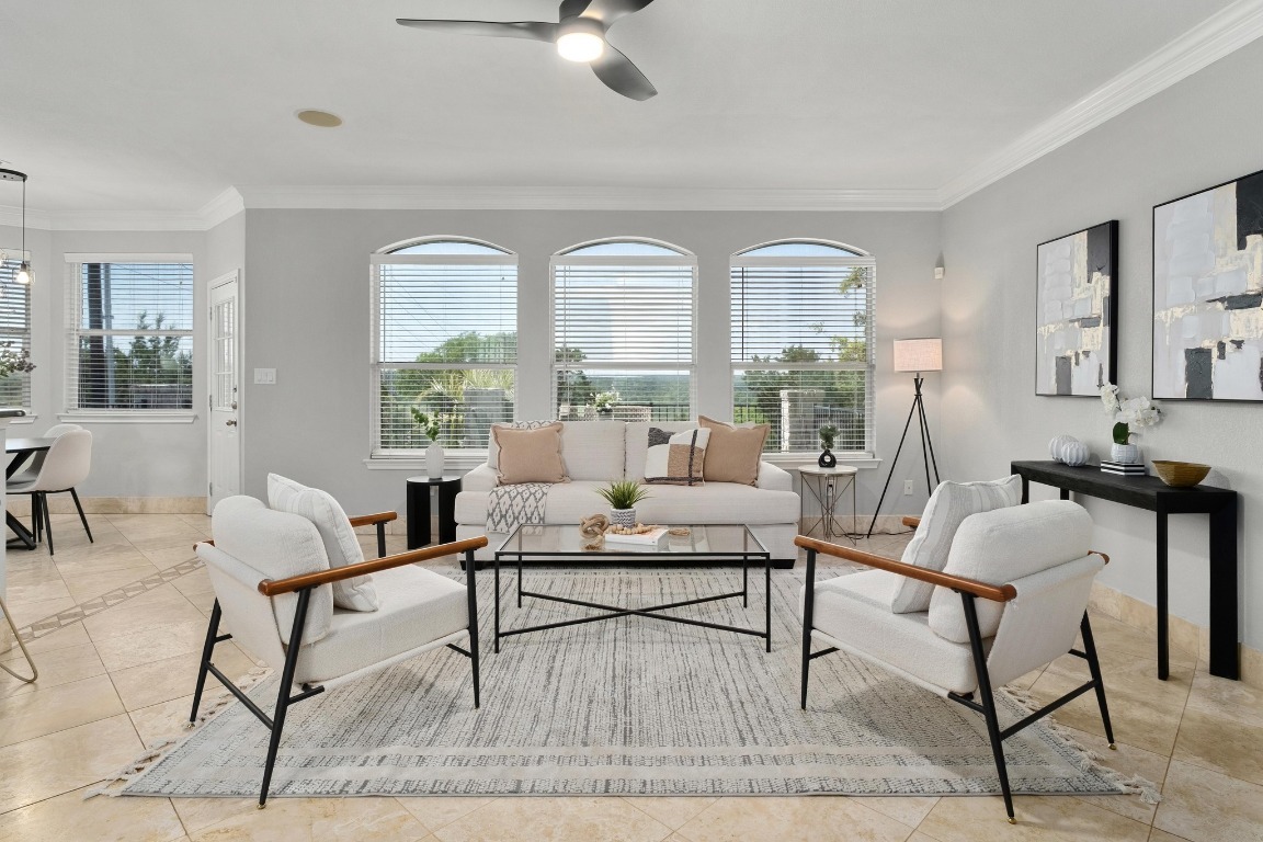 Property Photo: 6611 Yaupon Drive TX 78759
