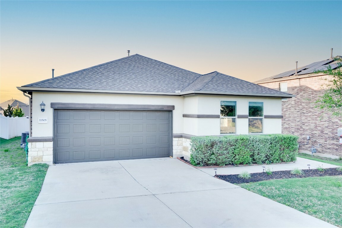 Property Photo:  11505 River Plantation Drive  TX 78747 