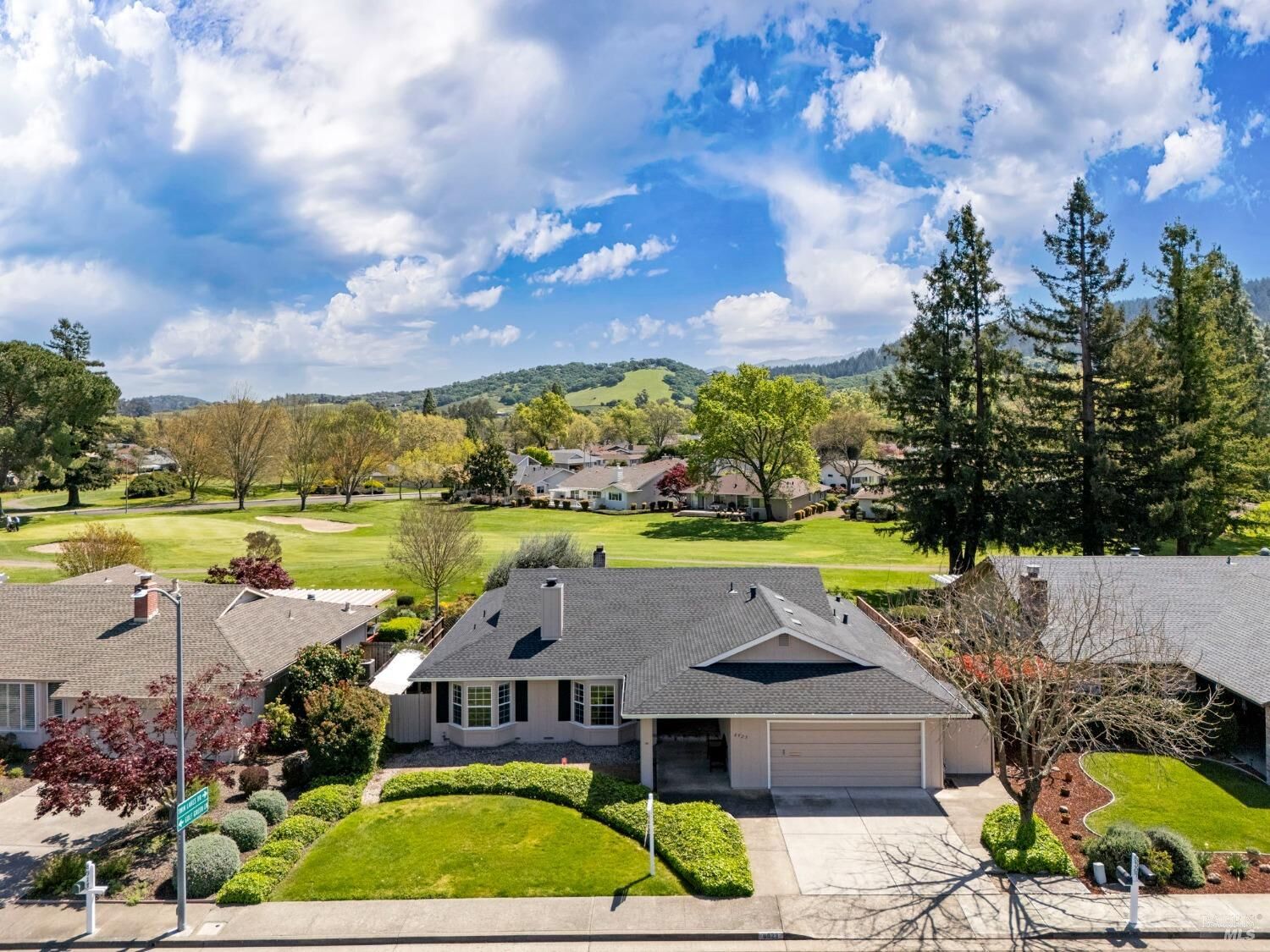 Property Photo:  8923 Oakmont Drive  CA 95409 