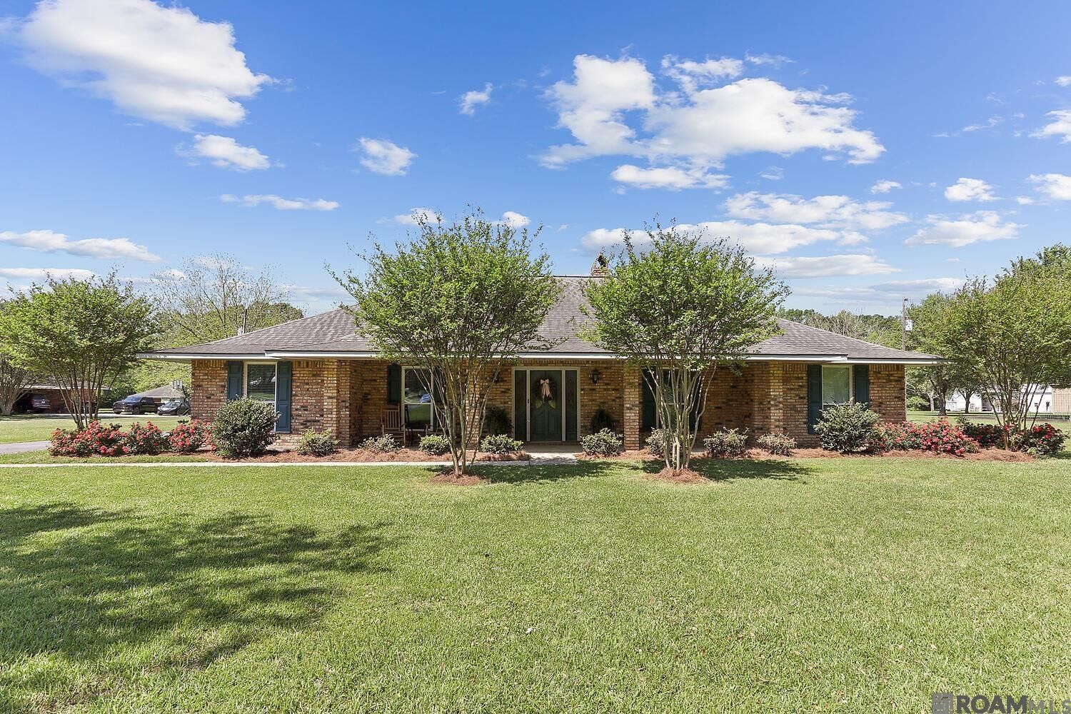 Property Photo:  15685 Joor Rd  LA 70791 