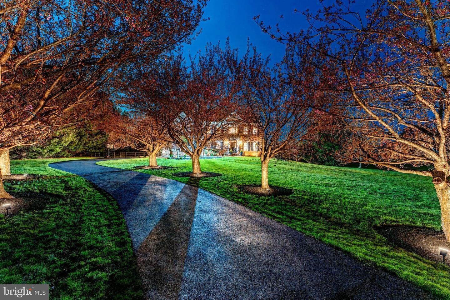 36685 Whispering Oaks Court  Purcellville VA 20132 photo