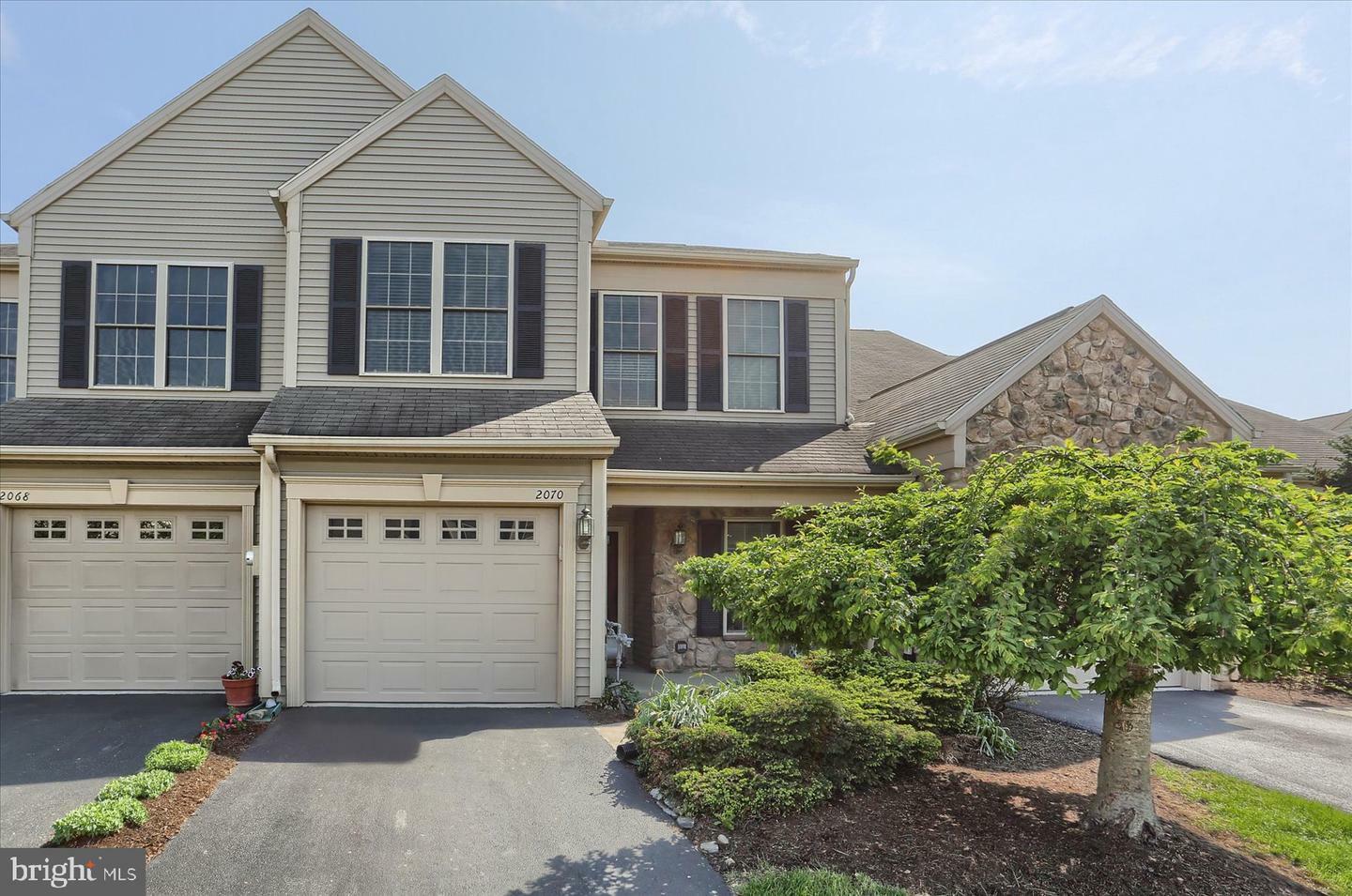 Property Photo: 2070 Deer Run Drive PA 17036