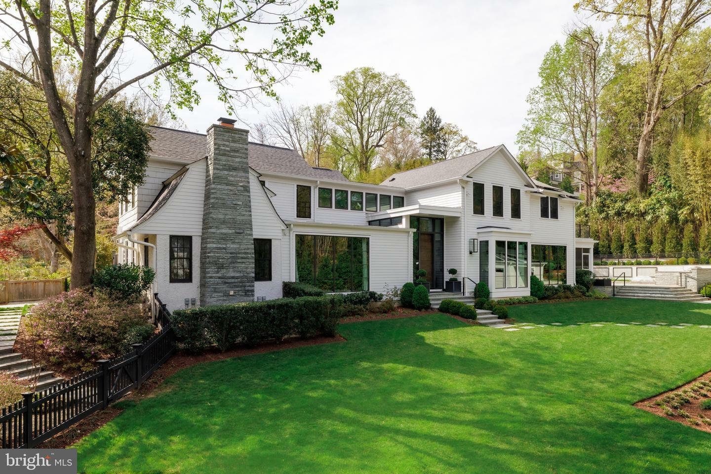 Property Photo: 4709 Dorset Avenue MD 20815